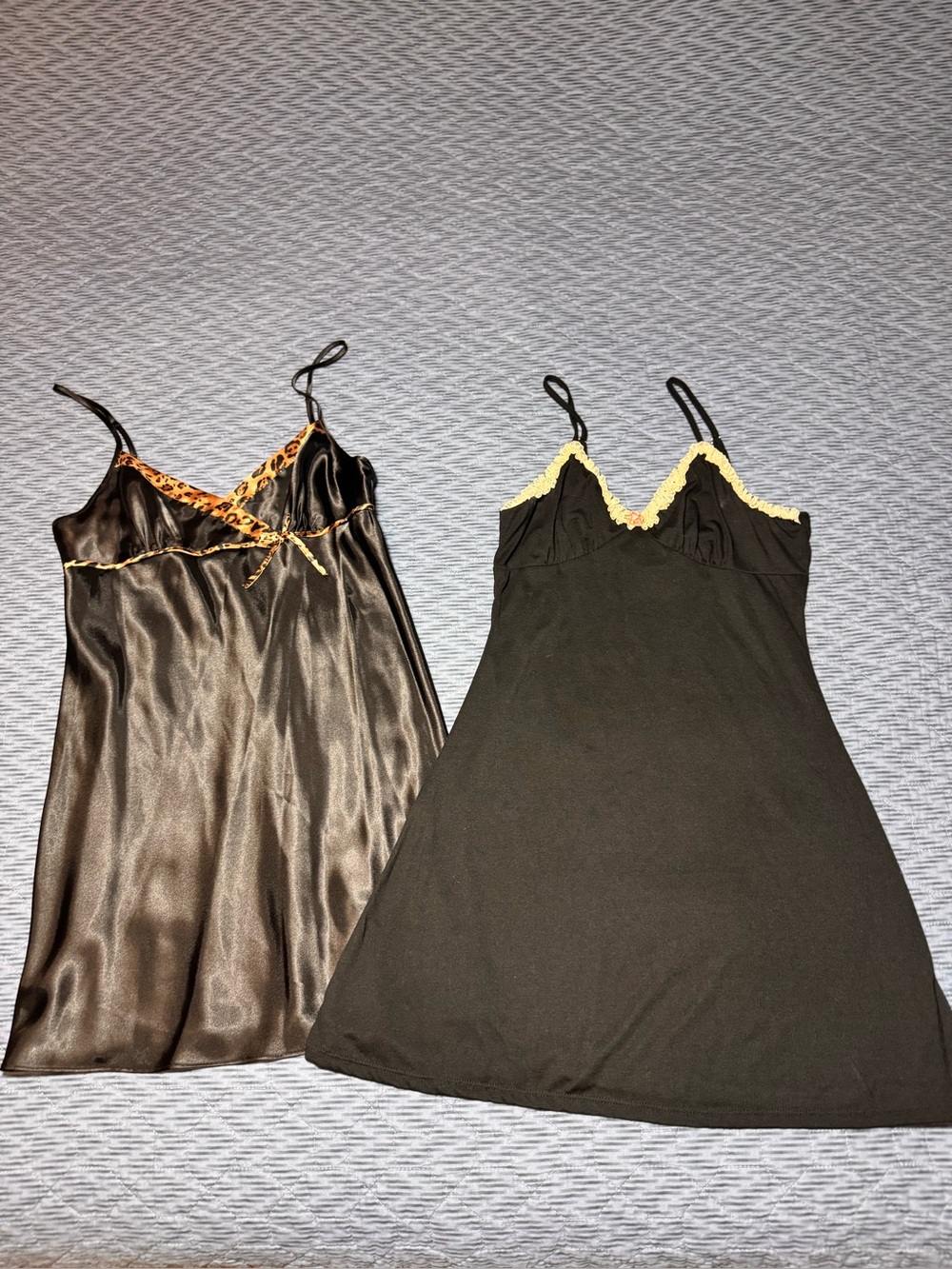 2 Nighties